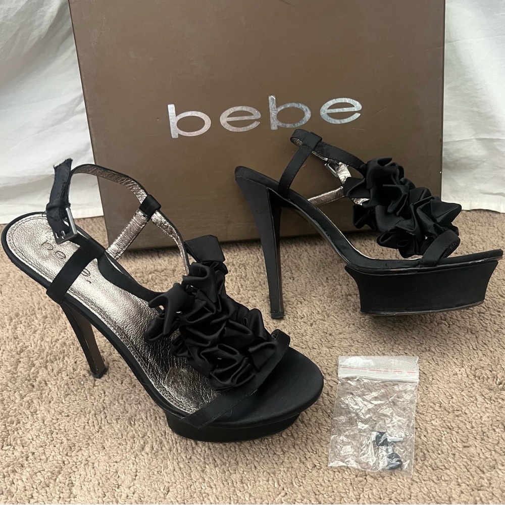 Bebe Black Ruffle Heels - Picture 3 of 3